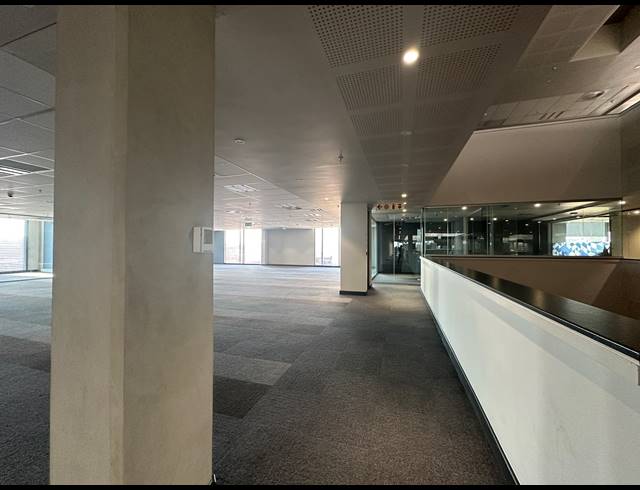 710.70M² OFFICE TO LET IN CENTURION CENTRAL